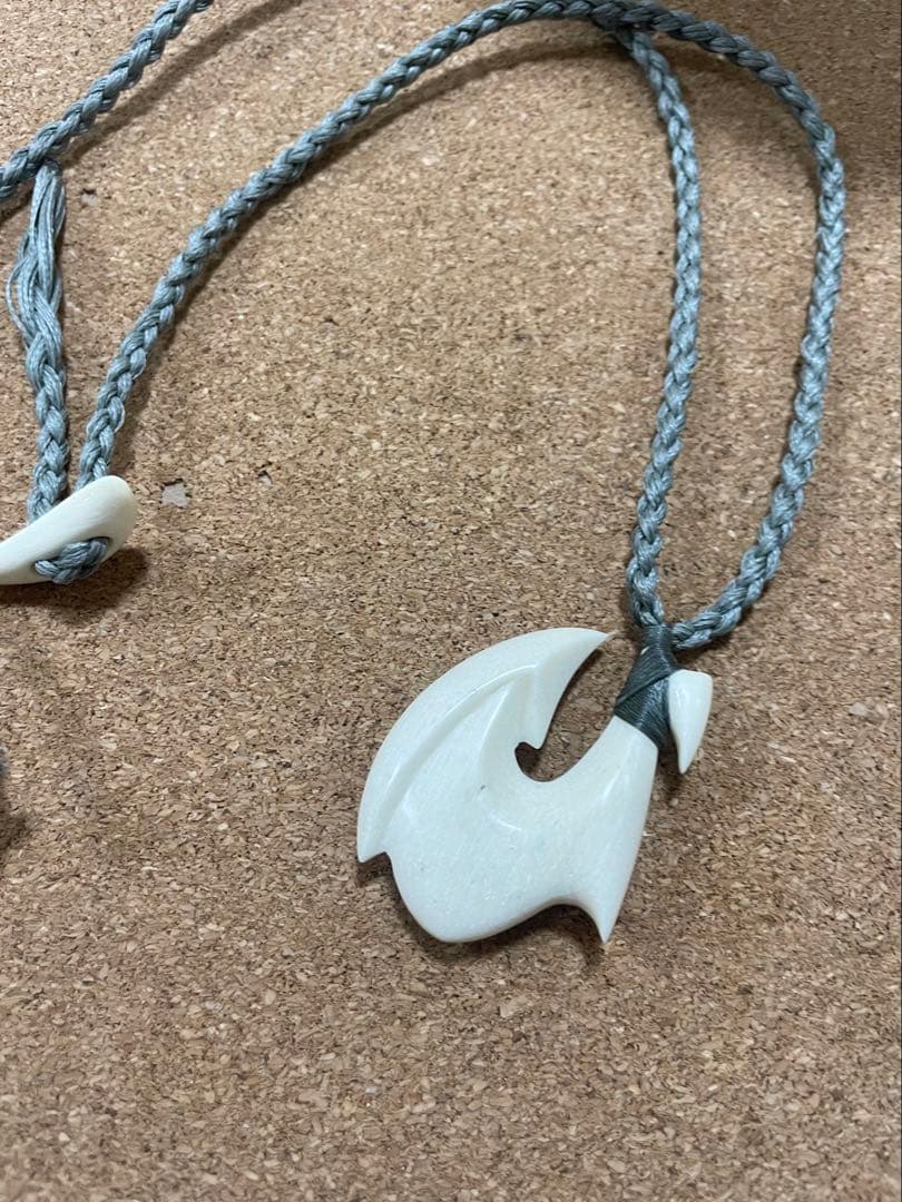 ボーンカービングネックレス(sw47)マッコウ