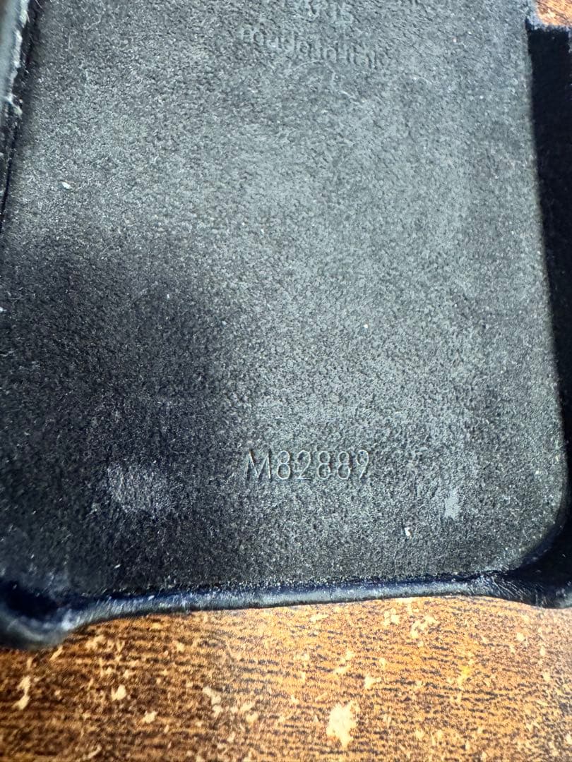 Louis Vuitton iPhone15PROケース M89839