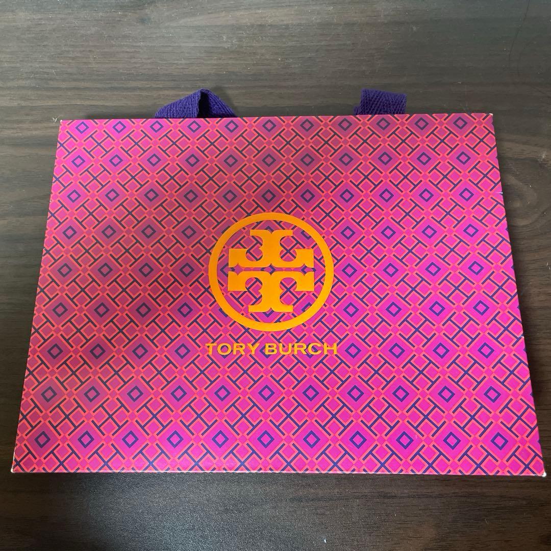 かずふくさん専用　トリーバーチ　カードケース