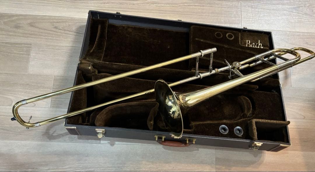 Bach 42 オープンラップF管付 テナーバストロンボーン 中古