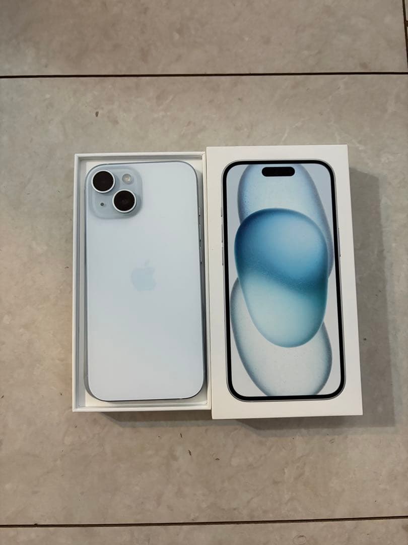 Apple iPhone 15 ブルー256GB 本体simフリー