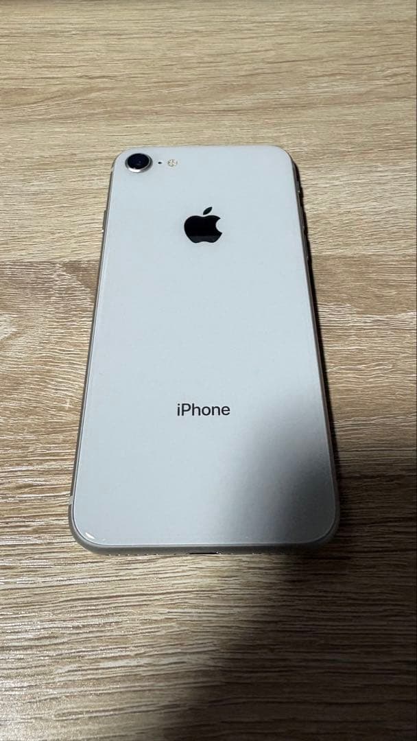 iPhone 8 64GB（SIMフリー）