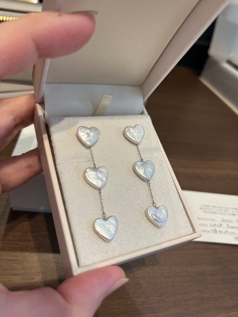 TIMLESS bijou ハート型　淡水パール　ピアス