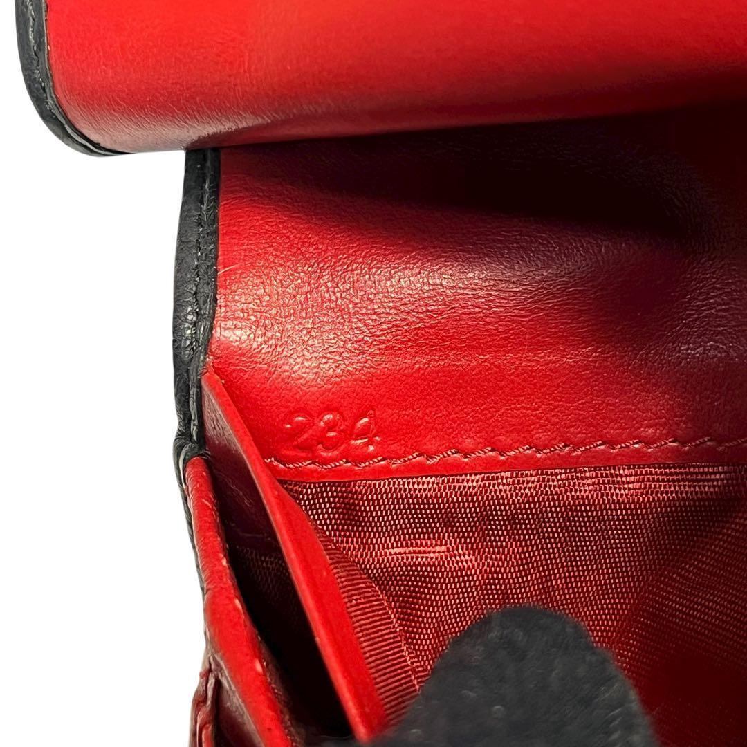 レア✨プラダ 二つ折り財布 ヴィッテログレイン ロゴ金具 バイカラー 黒 赤