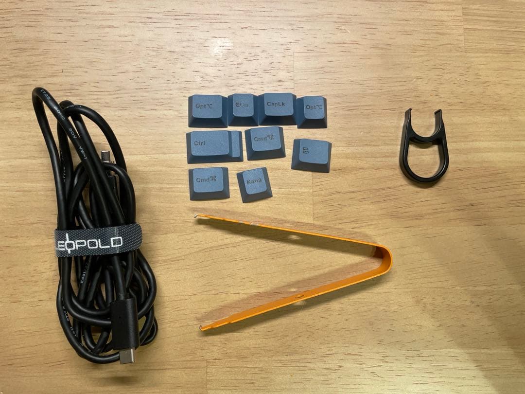 (おまけアリ)LEOPOLD FC980MBT日本語配列 静音赤軸