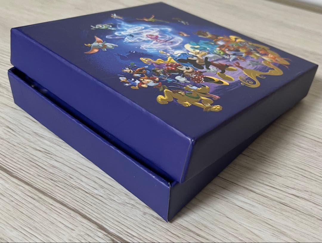 【希少】DisneyStoreLimited Edition 500 ピンバッジ