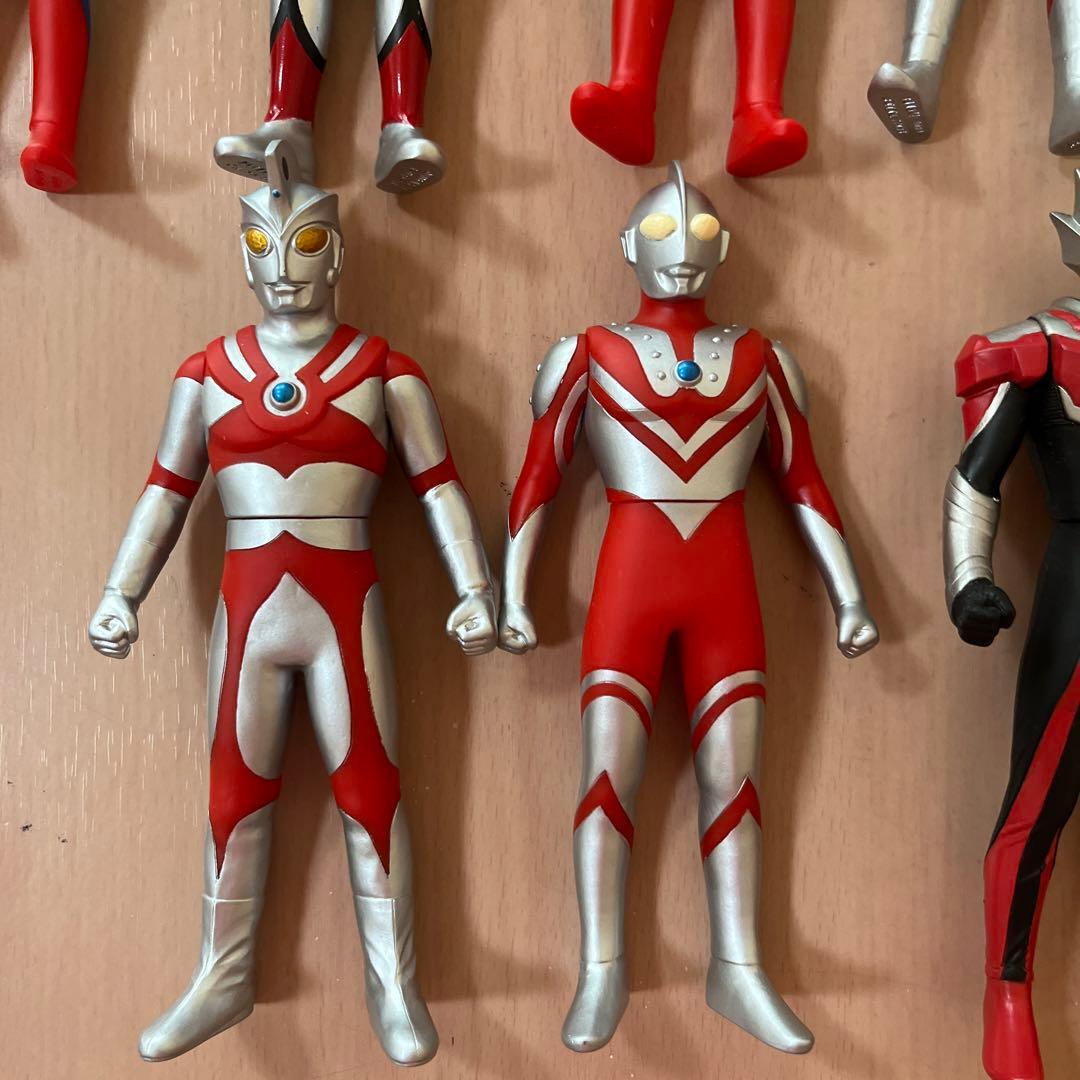 ウルトラセブン、ゼロ、ゾフィー、エース、グランデ、イーヴィルティガ、ニセ　ソフビ