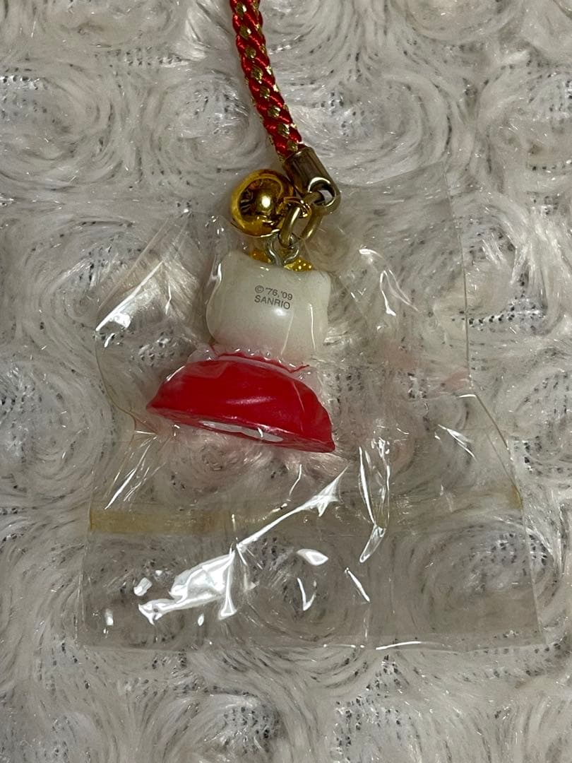 レア！貴重！ハローキティ根付け 35周年記念 ピューロランド限定 サンリオ