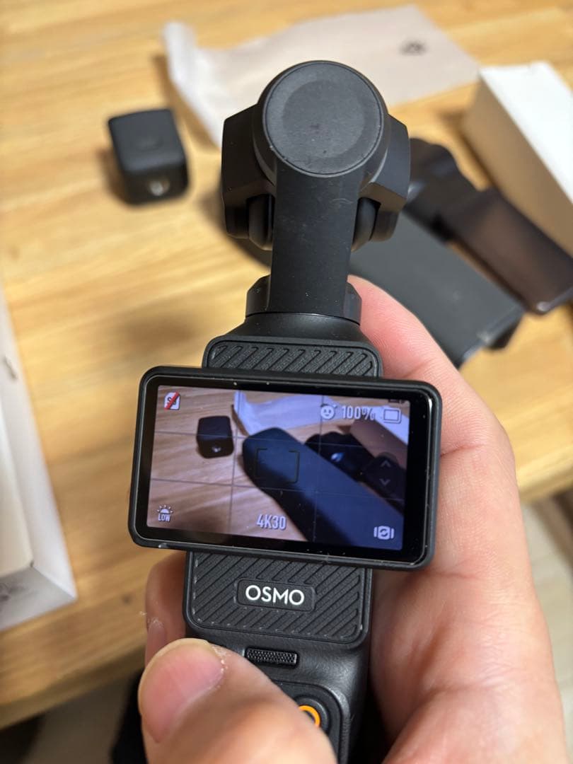 ビデオカメラ DJI Osmo Pocket 3
