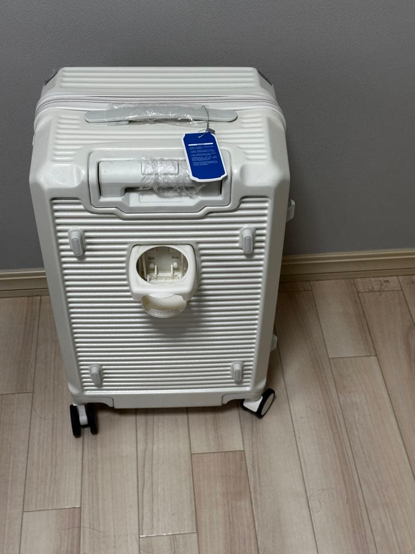 PEPSIコラボ 白キャリーケース（カップホルダー付）