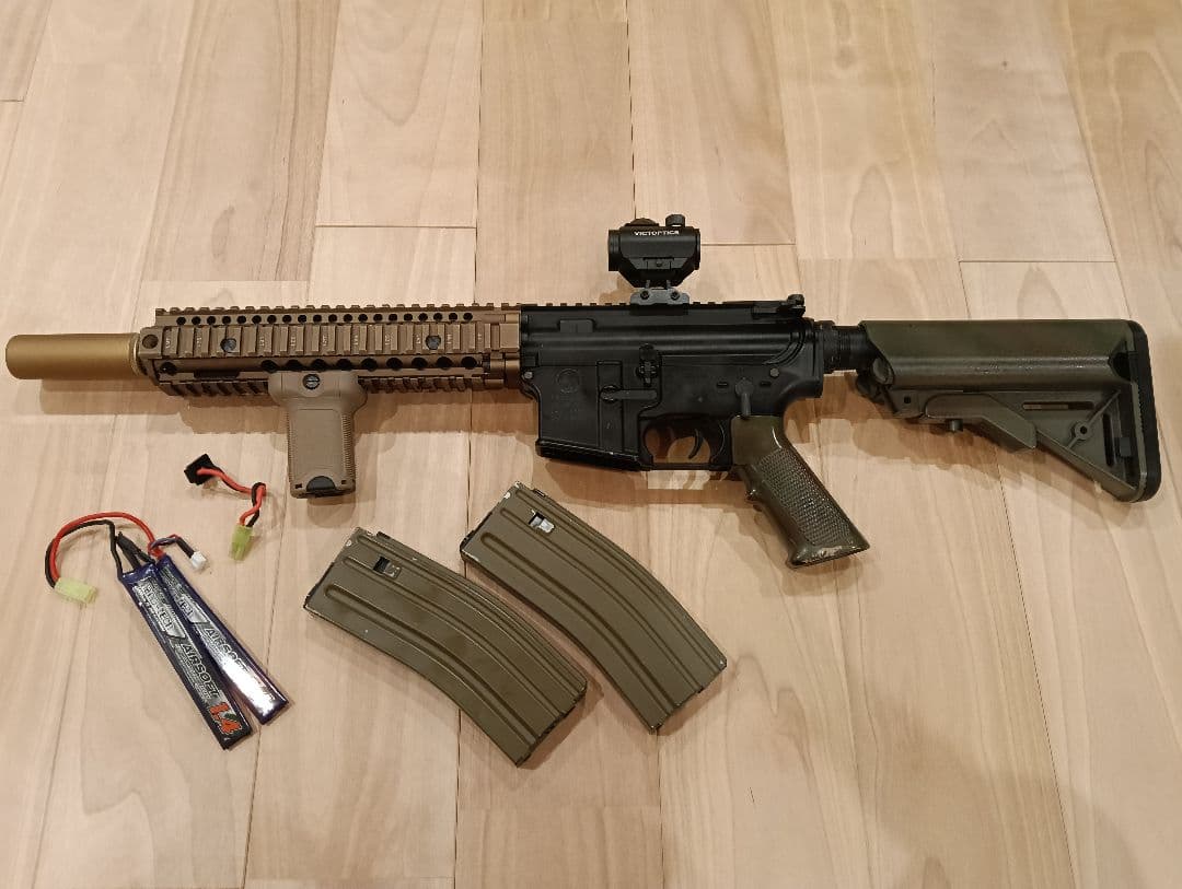 東京マルイ 次世代電動ガン　MK18