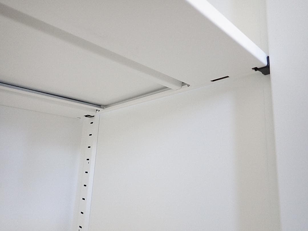 引取り限定　コクヨ　両開き書庫　エディア　ダイヤル錠　31-0621