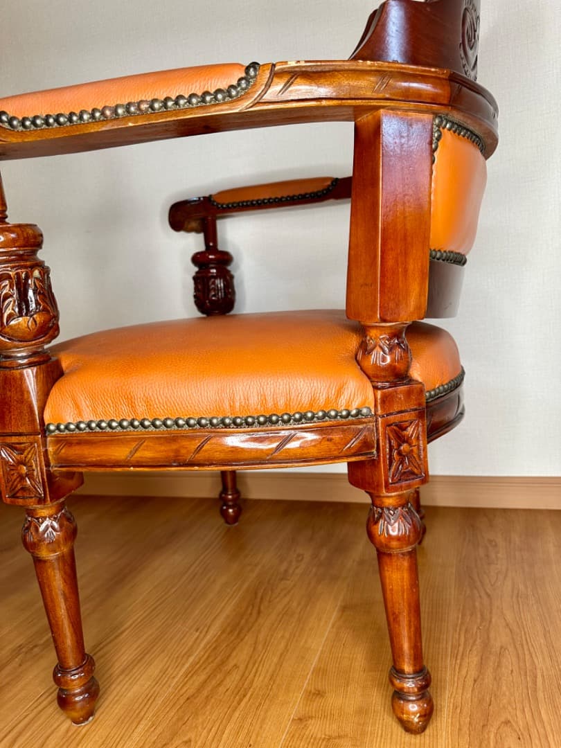 K*K様 イタリア製 レザー アームチェア②