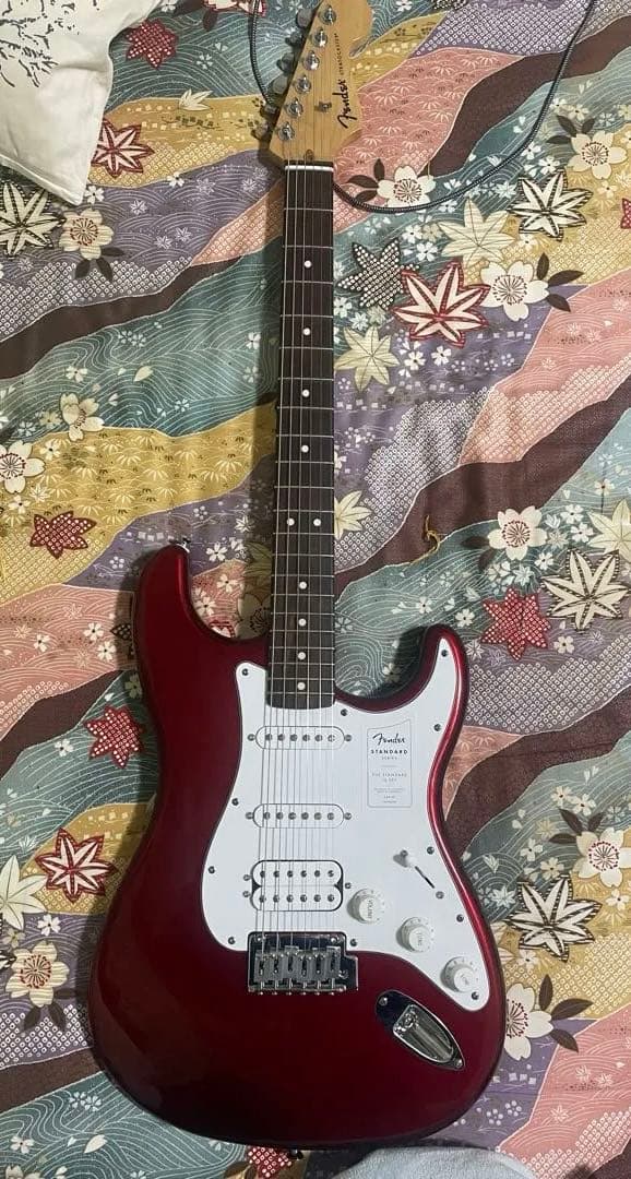 Fender Stratocaster エレキギター
