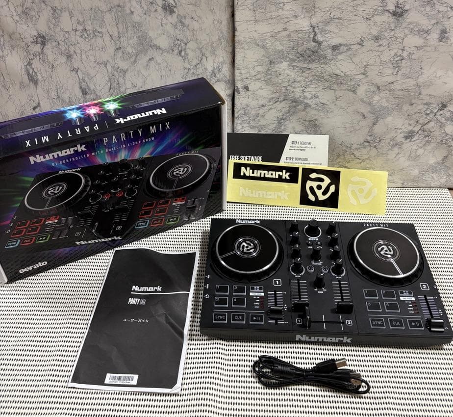 【美品】 Numark PARTY MIX DJコントローラー 動作品