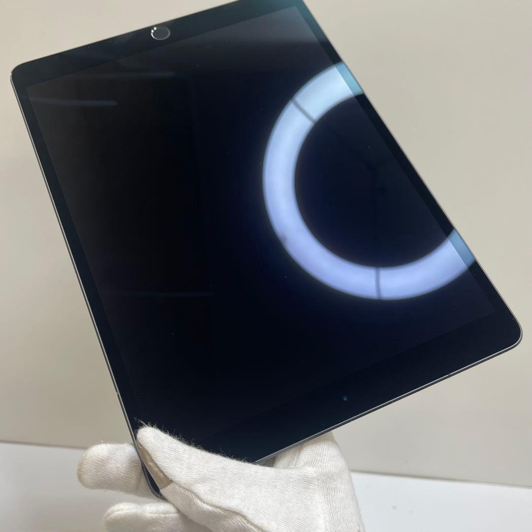 iPad Air 第3世代 64GB Wi-fi + Cellular 96％