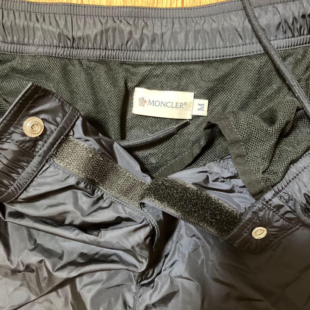 モンクレール　水着　ショート、ハーフパンツＭサイズ