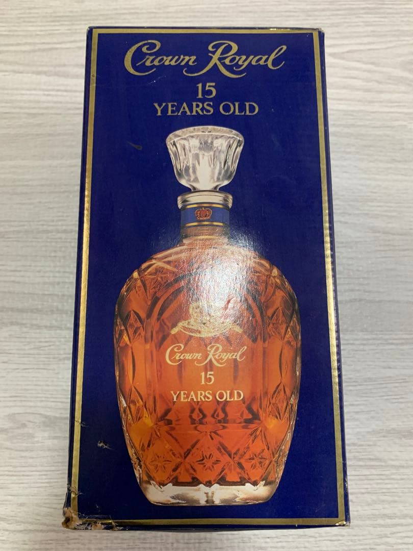 クラウンローヤル15 Years Old ウイスキー　750ml