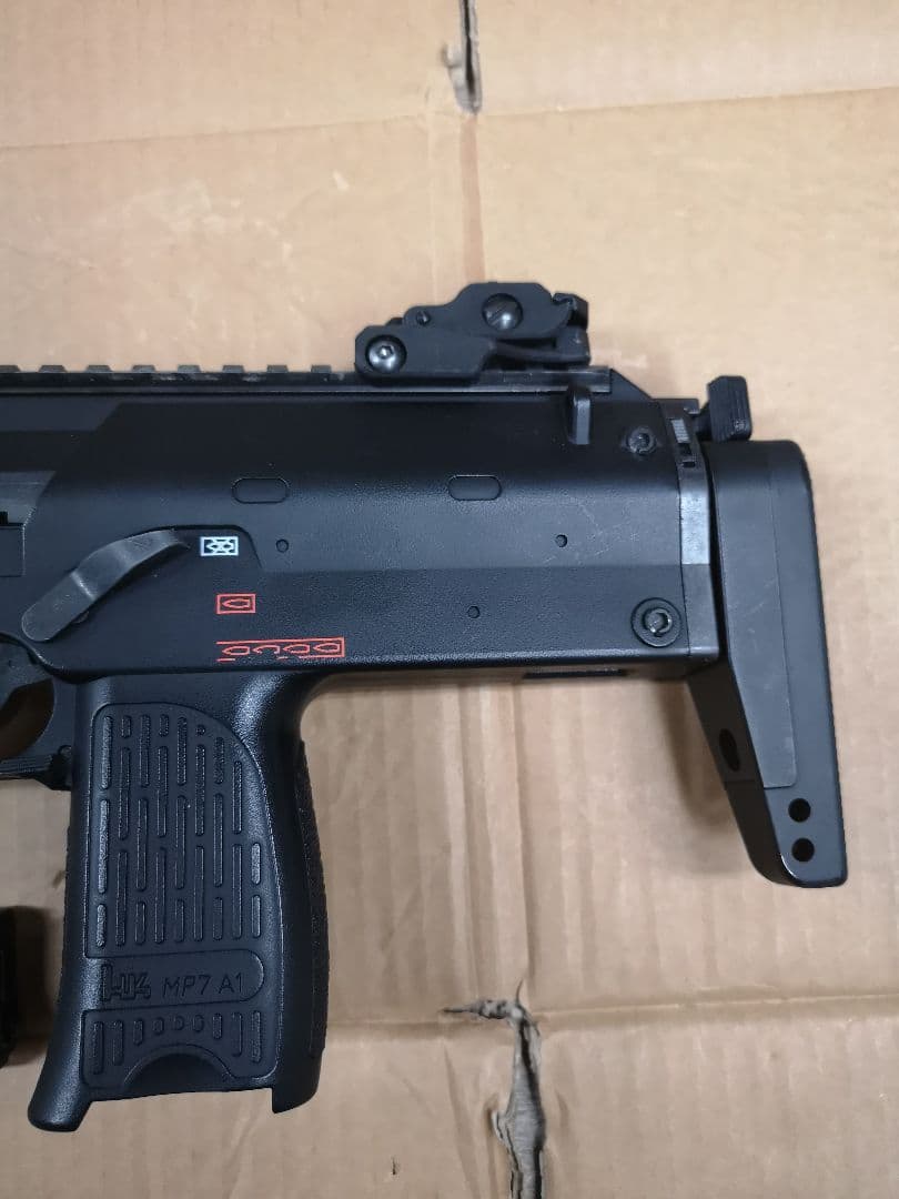 南*丸様 東京マルイ　MP7　電動ガン