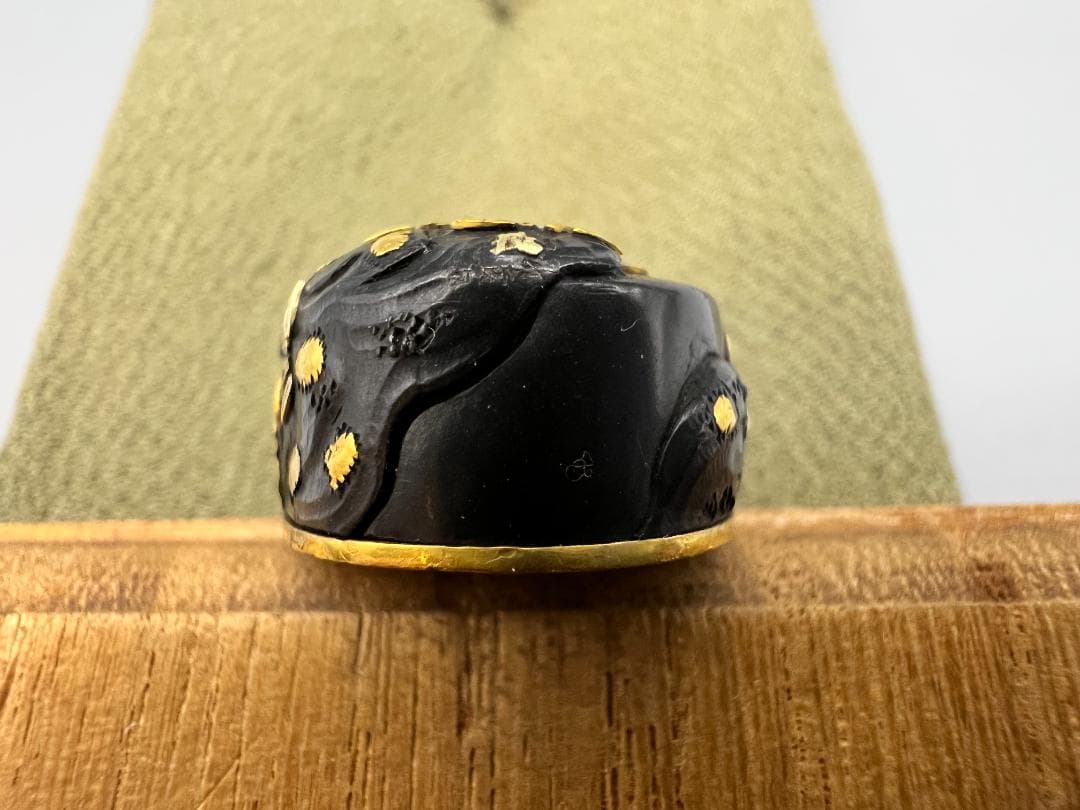 【海】江戸後期屈指名工！浜野矩随！『矩随』在銘 赤銅人物高彫金銀象嵌 縁頭 超絶