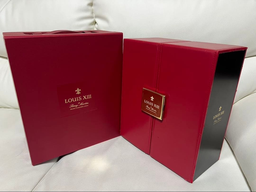 レミーマルタン ルイ13世　バカラ　冊子・替栓・観音開き化粧箱・外箱！未開封