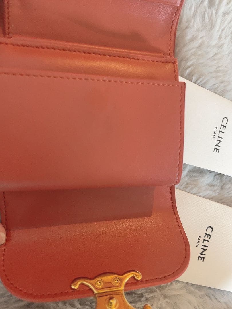 Racine　CELINE 三つ折りトリオンフ財布 テラコッタ色