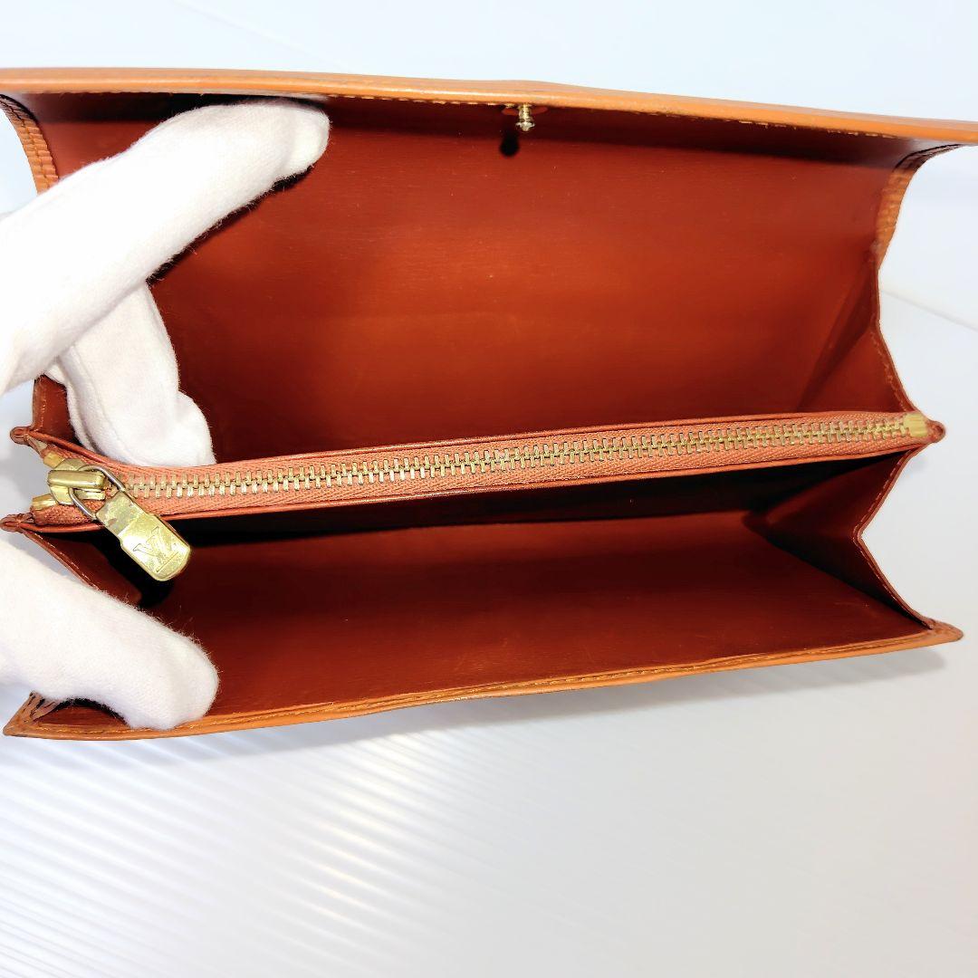 ルイヴィトン M63578 エピ 二つ折り 長財布 ウォレット ブラウン系