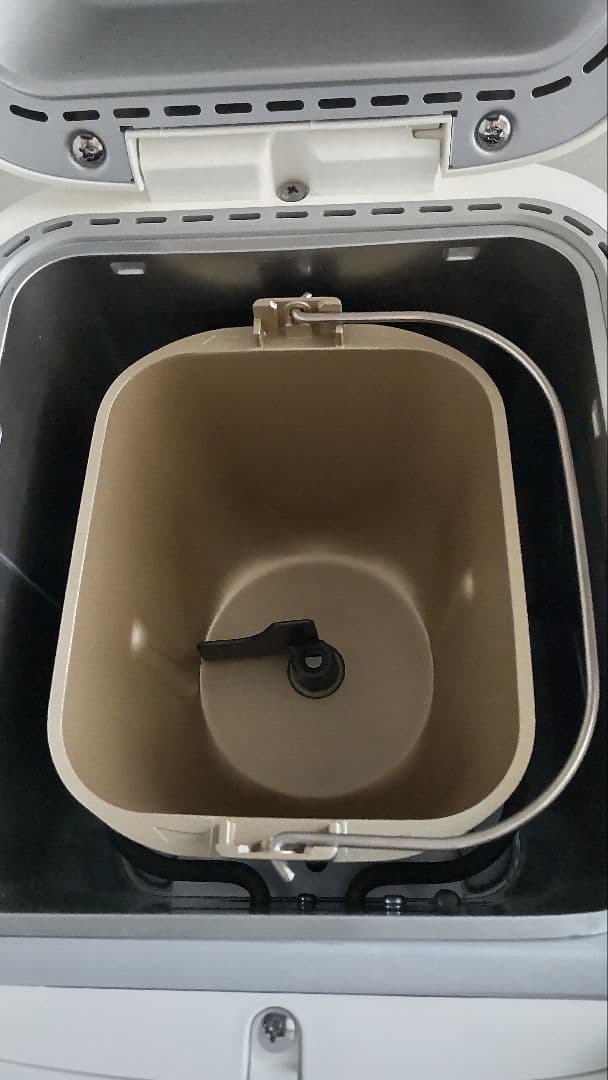 【Panasonic】ホームベーカリー　SD-PN1-W　パナソニック　HB