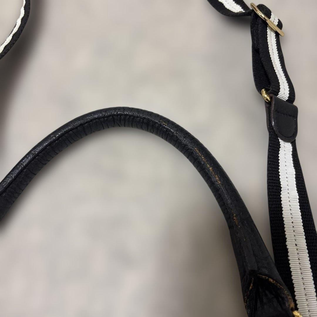 ATAO 黒 レザーハンドバッグ