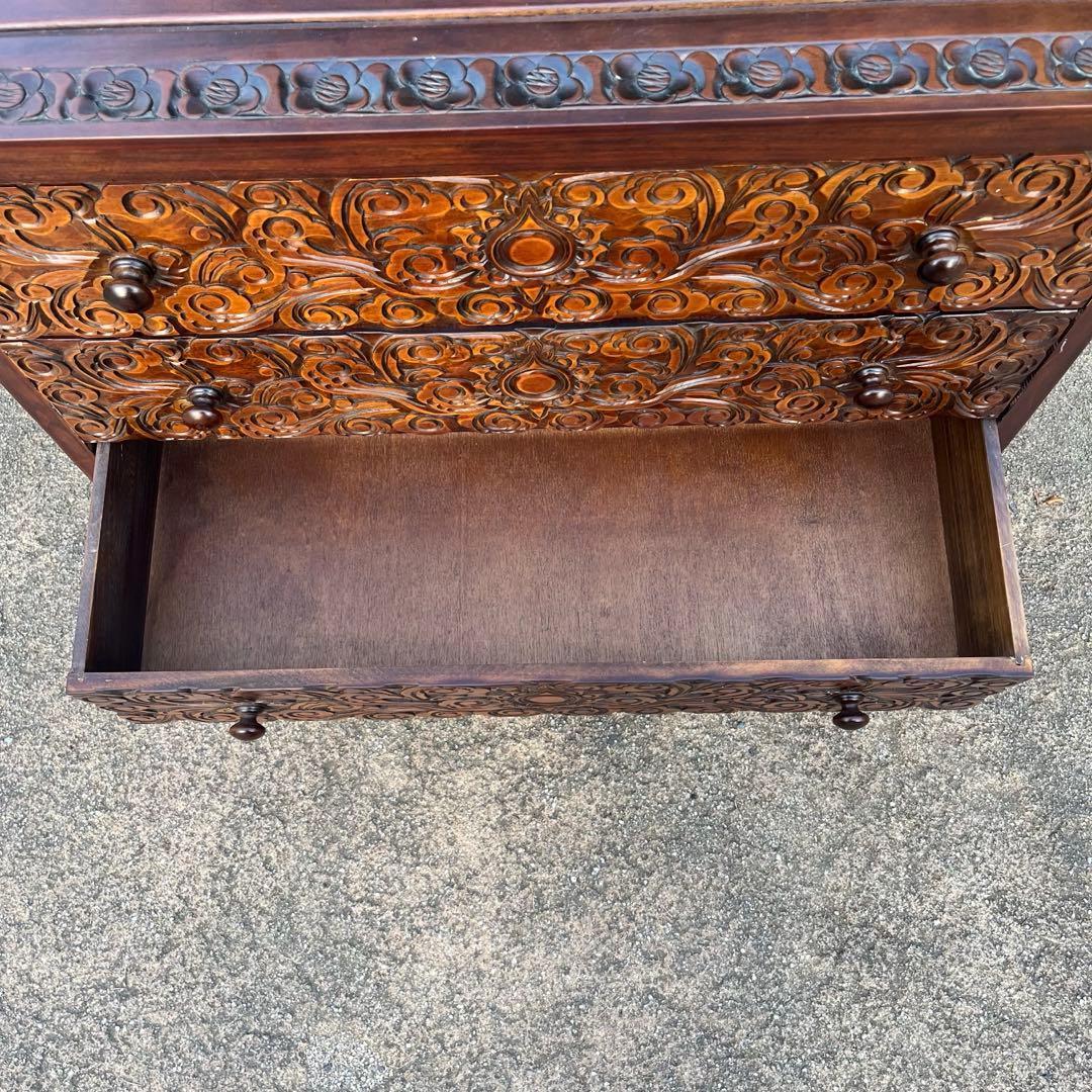 骨董 アンティーク 彫刻が美しい　四段引き出し箪笥 軽井沢彫？