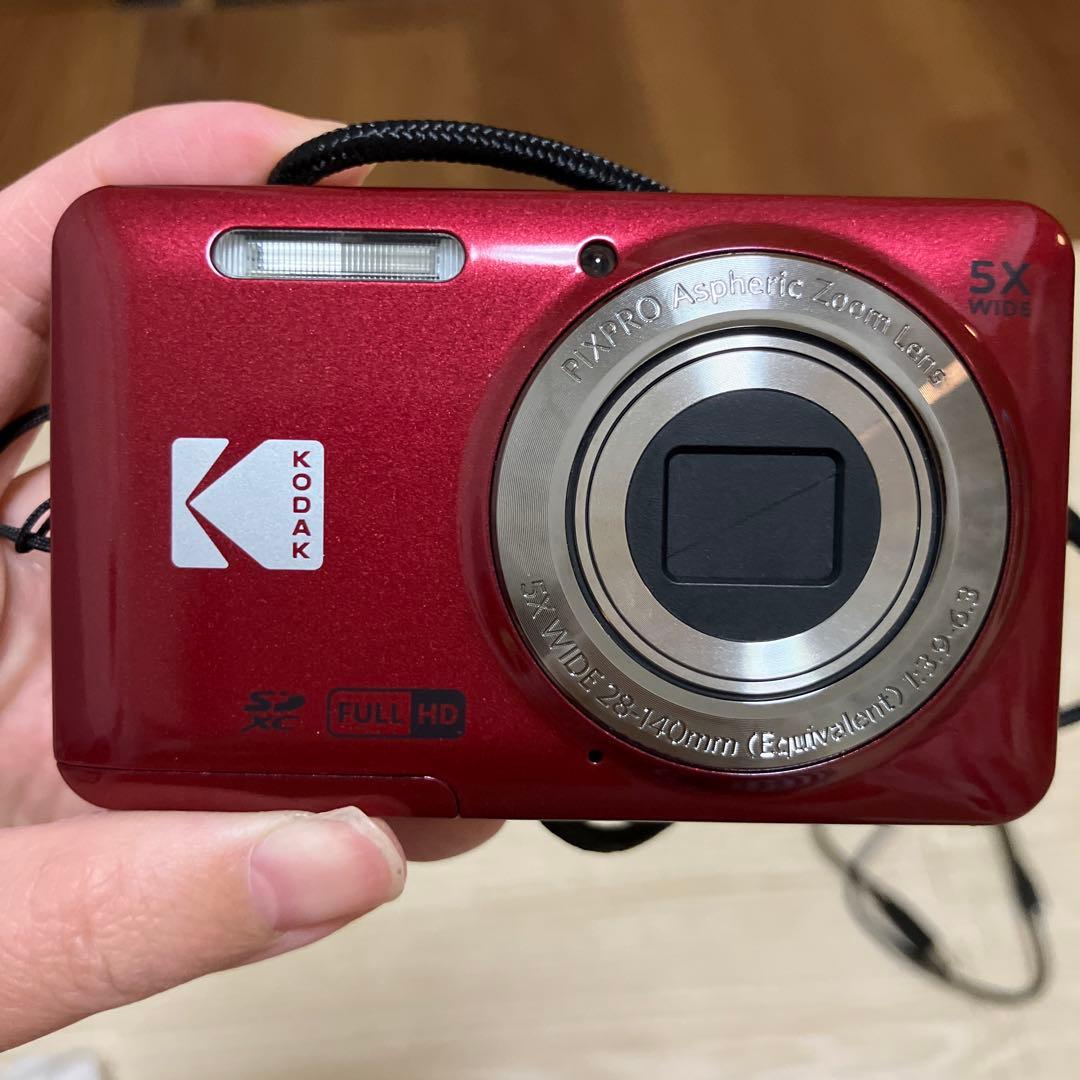 KODAK 5X WIDE コンパクトデジタルカメラ レッド