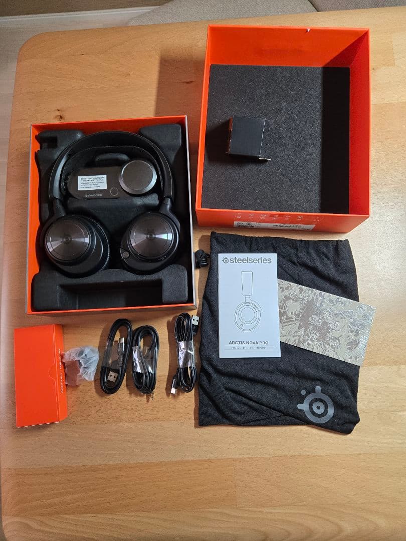SteelSeries Arctis Nova Pro ゲーミングヘッドセット