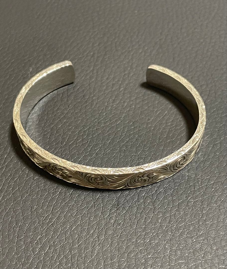 FUNNY ファニー 『Ｄ.Ｅ.ＯＳＣＡＲ』　バングル