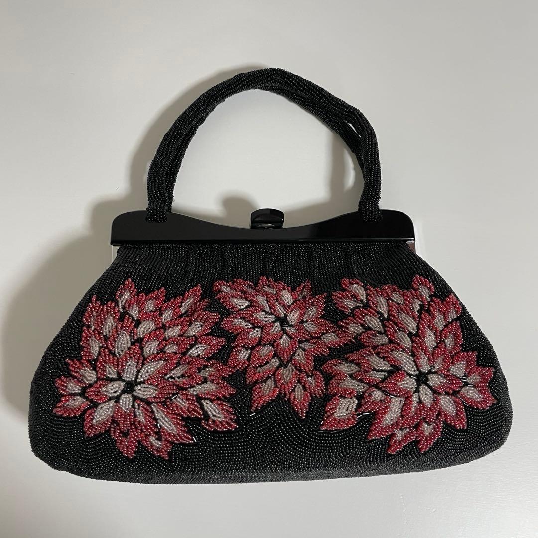 ビンテージ 黒 菊文様 ビーズバッグ 総ビーズ 和装バッグ 和装小物 YK072
