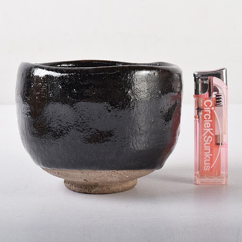 楽吉左衛門　九代了入作　黒楽茶碗　銘杏都　仕覆付　清水公照極め箱　M　R8580