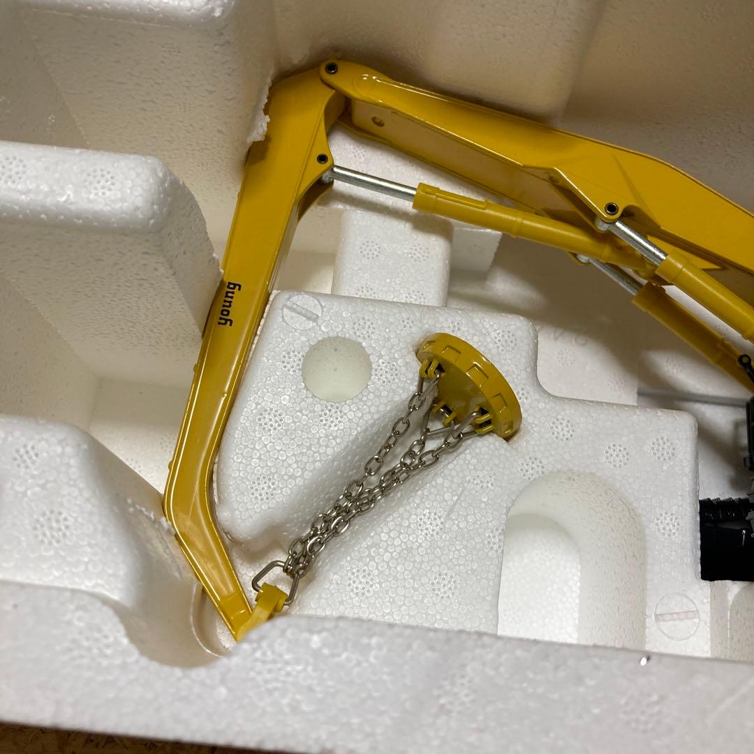 新品 コマツ 1/50 PC1100LC-6 JL244 マグネット JOAL