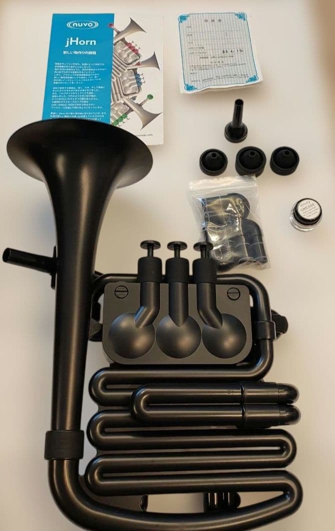 管楽器・吹奏楽器 nuvo jhorn