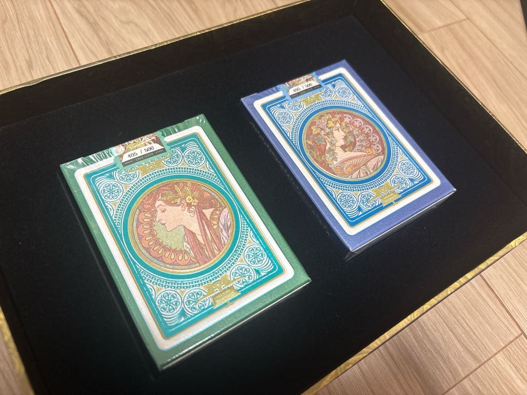 【未使用】限定生産ミュシャ高級トランプ Mucha Holo Boxset