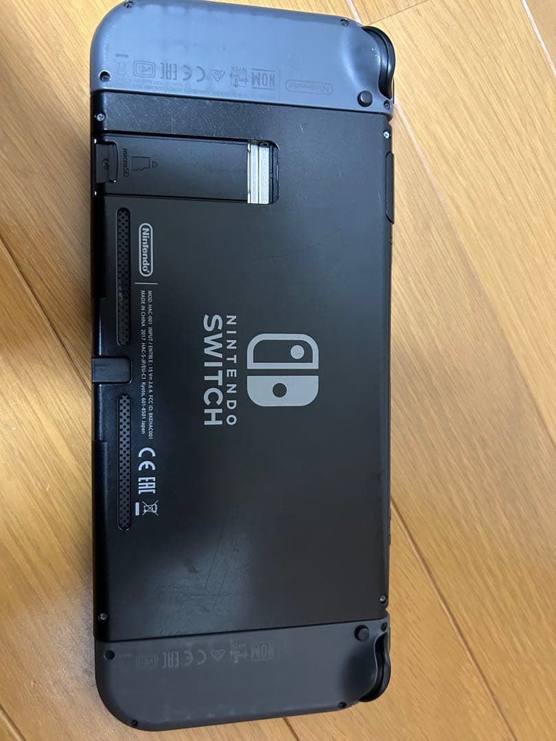 d*9様 Nintendo Switch グレー 本体　ジャンク品