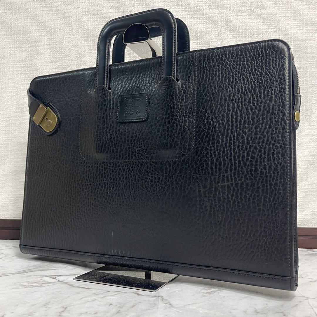 極美品　バーバリー　ホースロゴ　チェック　レザー　ビジネスバッグ　A4収納　鍵