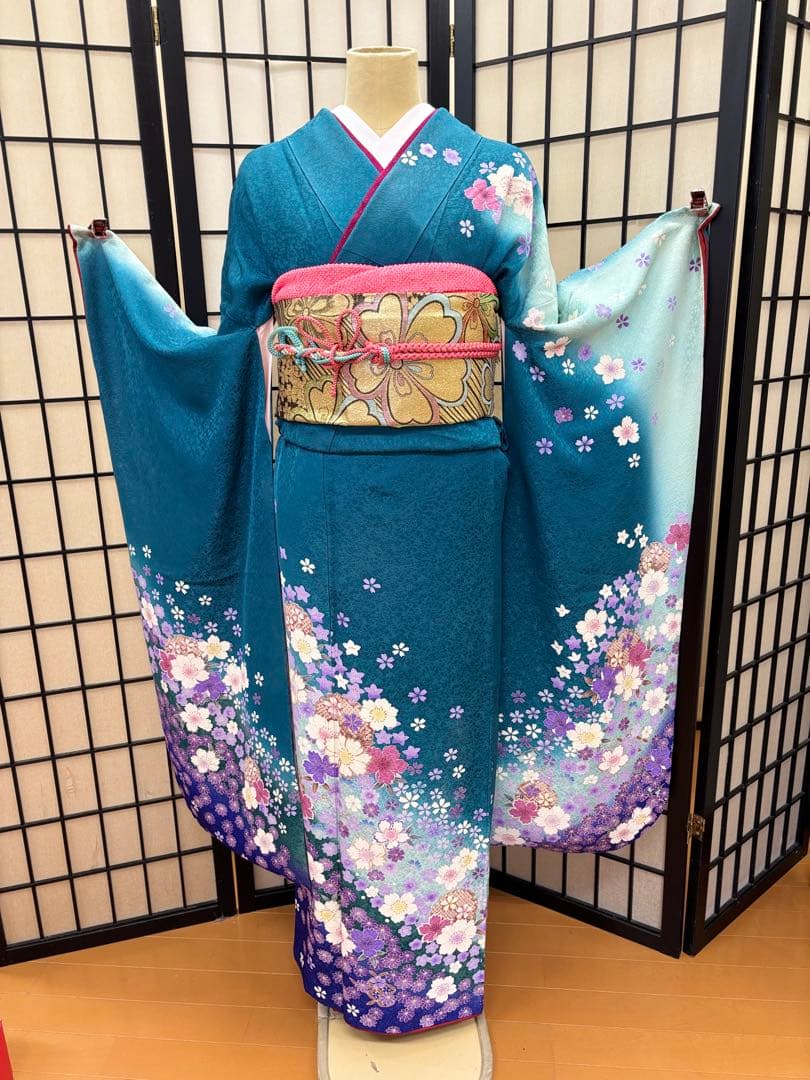 振袖　成人式・お祝い事に