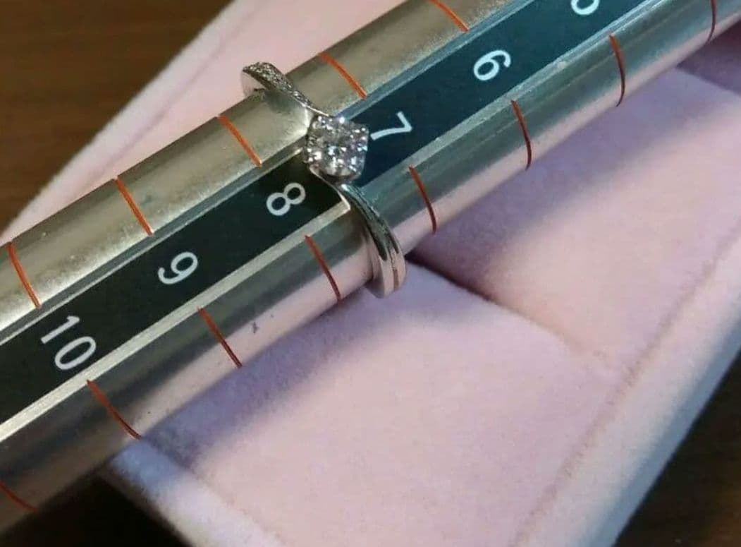 いちごさま専用４℃ プラチナ 1粒 ダイヤモンド リング 7.5号 0.156