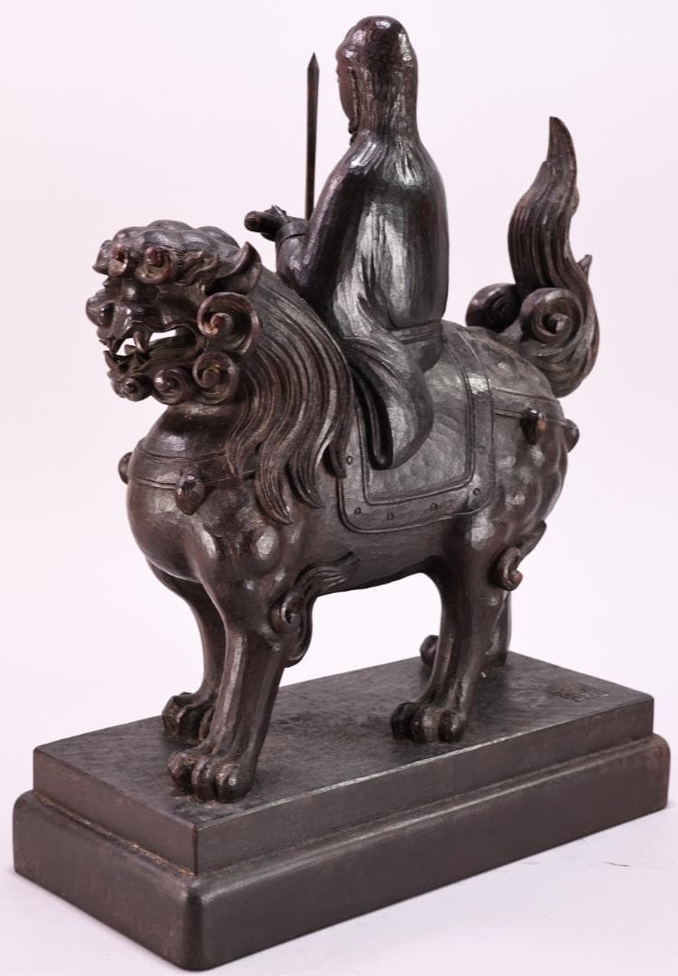 でこい　石崎秀峰 勤作 「 木彫 文殊菩薩 」 金銘　共箱 高さ37.5㎝