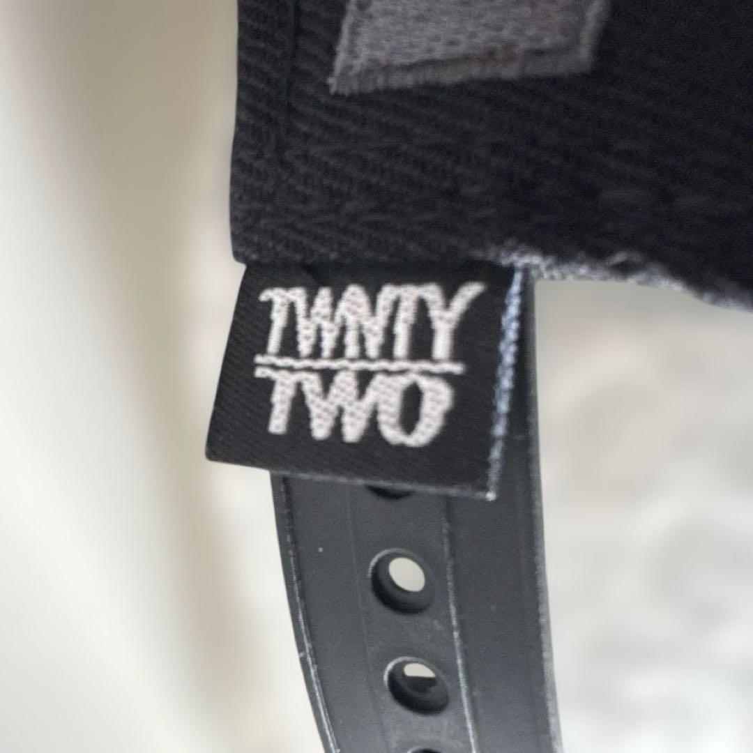 【美品】TWENTY TWO　スナップバックキャップ　タグ付き