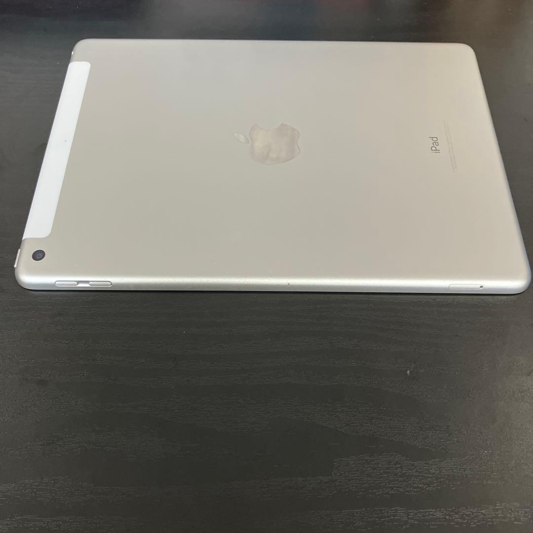 Apple iPad 第5世代 32GB シルバー