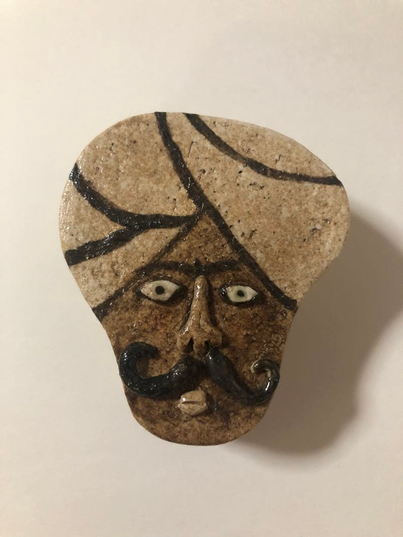 タナベヨシミさん　インド人小物入れ