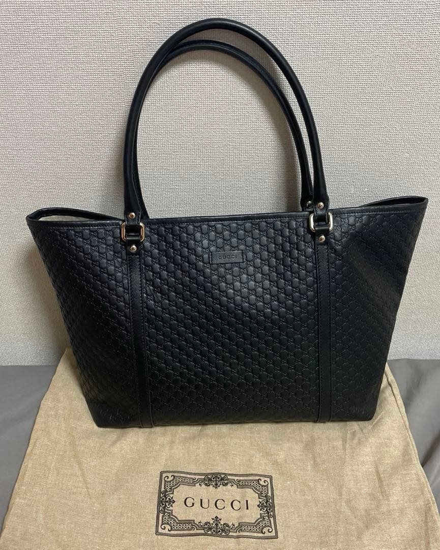 GUCCI グッチ バッグ 肩掛け GG柄 A4収納 ゴールド金具 シマレザー