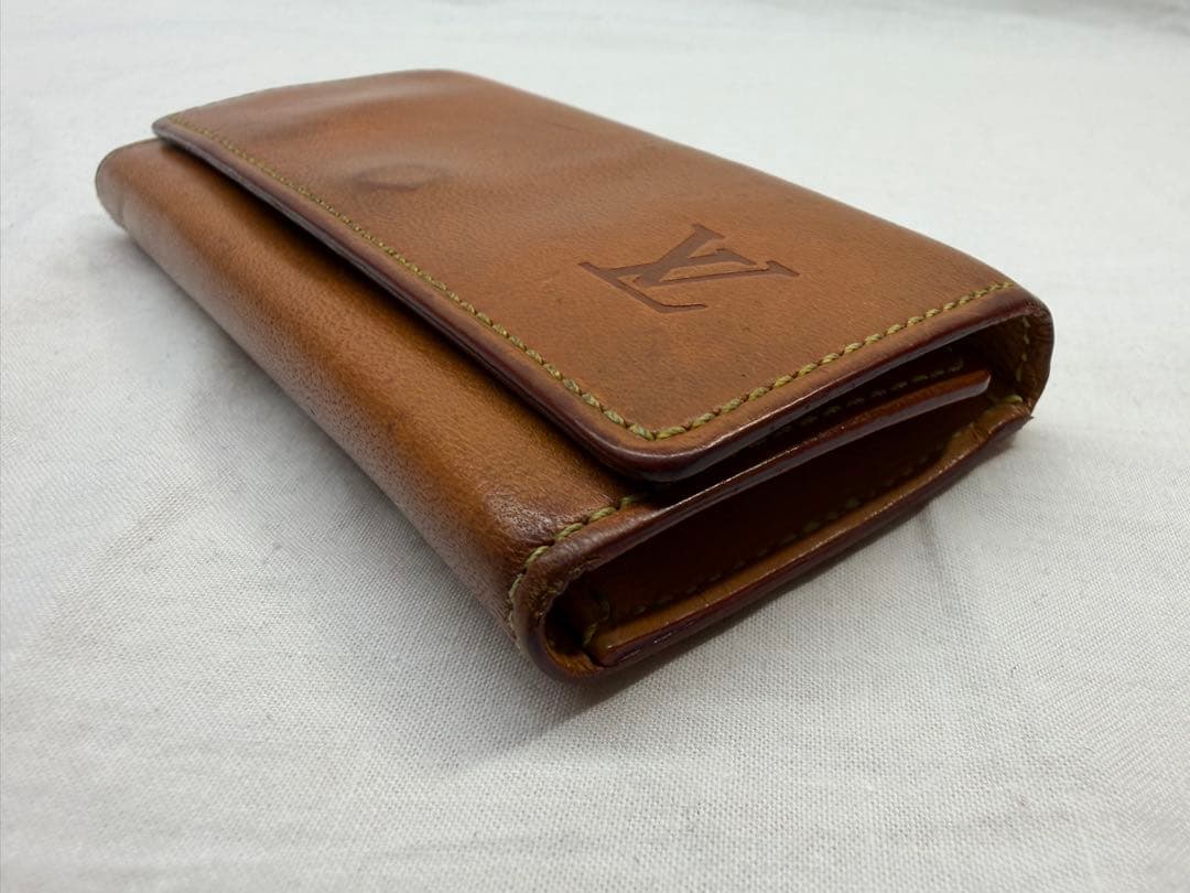 ルイ ヴィトン ミュルティクレ４ ノマド キャラメル M85072