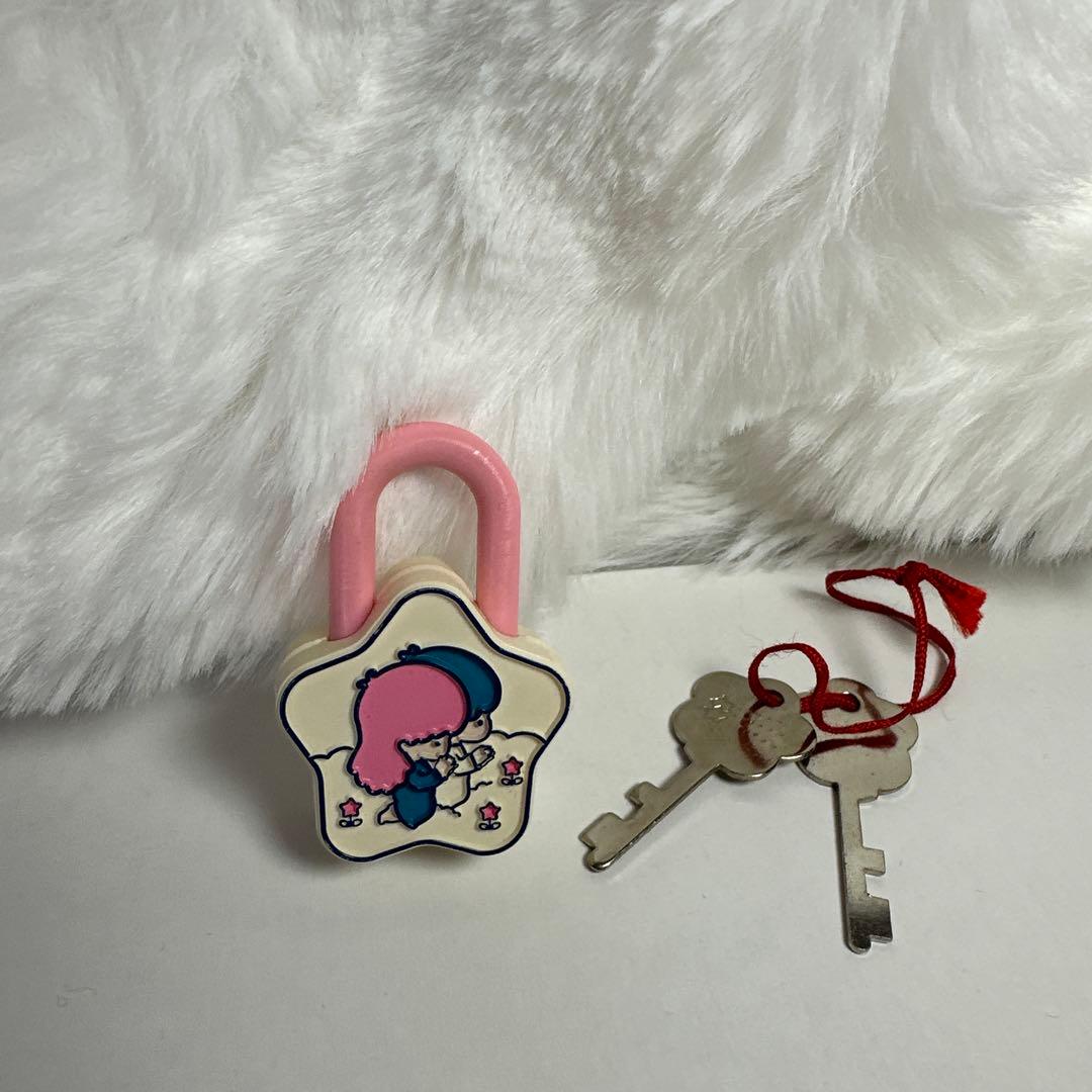 昭和レトロ　リトルツインスターズ　キキララ　星形ロック 鍵2つ付き　サンリオ