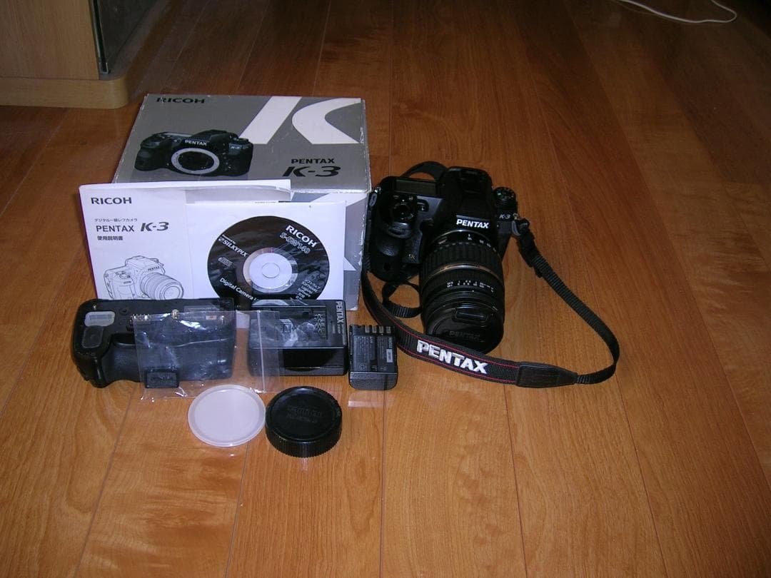 PENTAX K-3　TAMRON18-200 mm　バッテリーグリップ